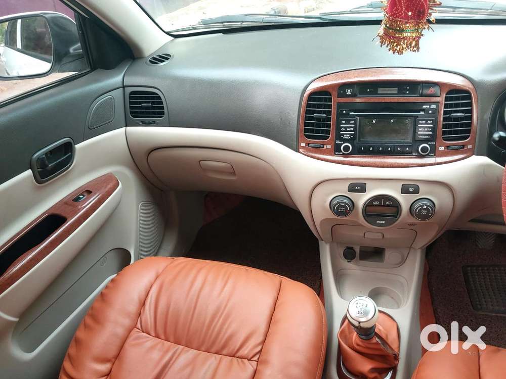 Hyundai Verna Fluidic 1.6 Crdi Sx Opt, 2011, Diesel