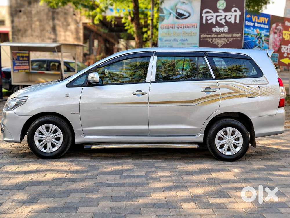 Toyota Innova 2.5 G (diesel) 8 Seater Bs Iv, 2013, Diesel