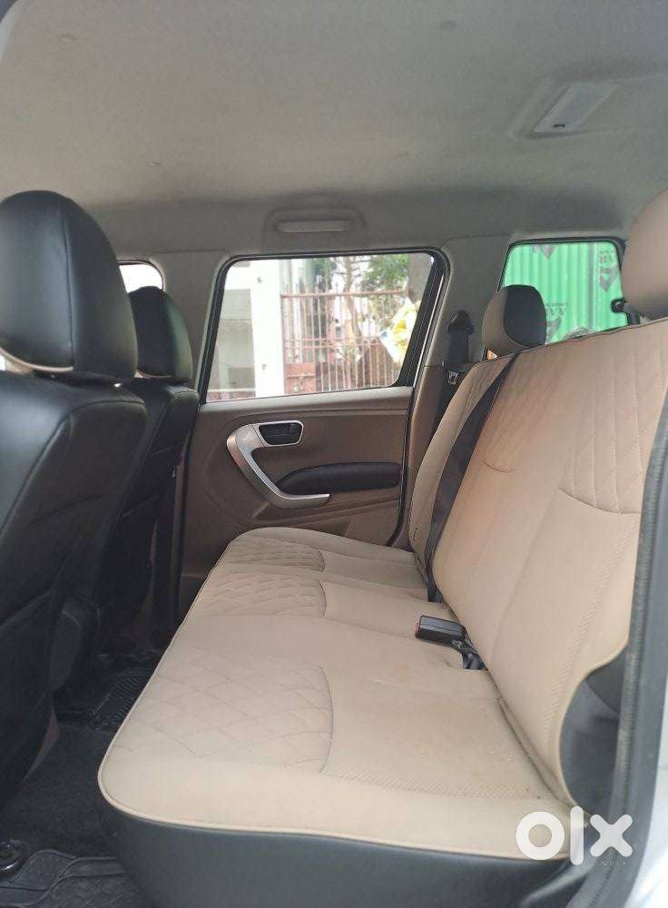 Mahindra Tuv 300, 2018, Diesel