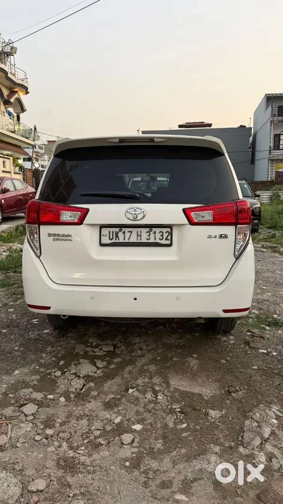 Toyota Innova Crysta 2018 Diesel Well Maintained