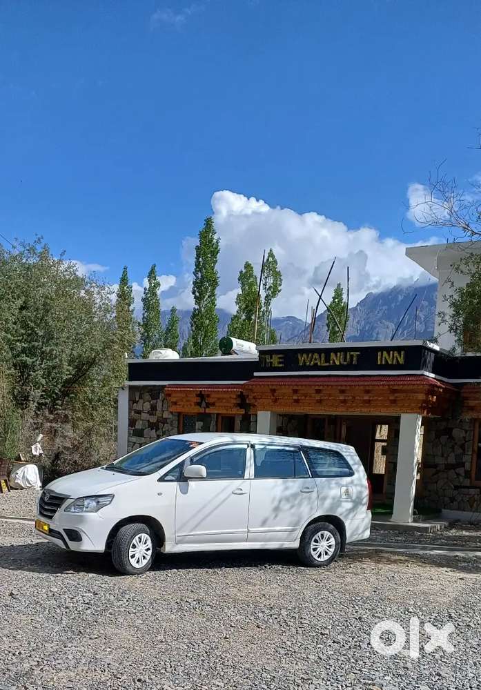 Toyota Innova 2014 Diesel 200000 Km Driven