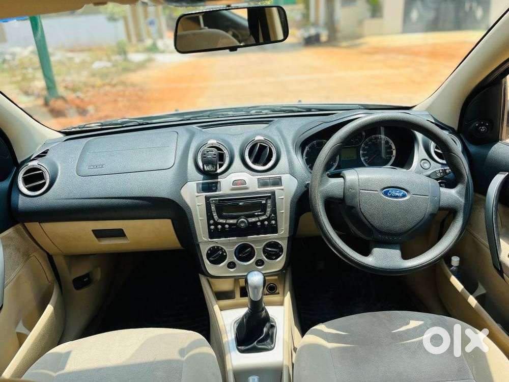 Ford Fiesta Petrol Titanium, 2013, Petrol