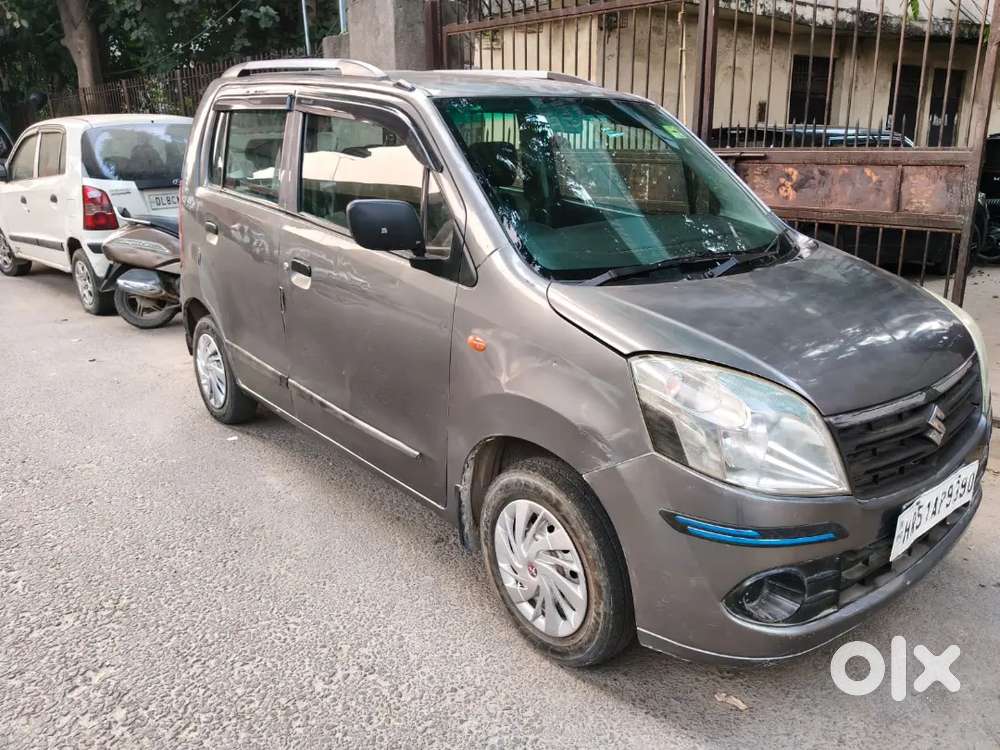 Maruti Suzuki Wagon R 2011 Model Showroom Cng Fitted