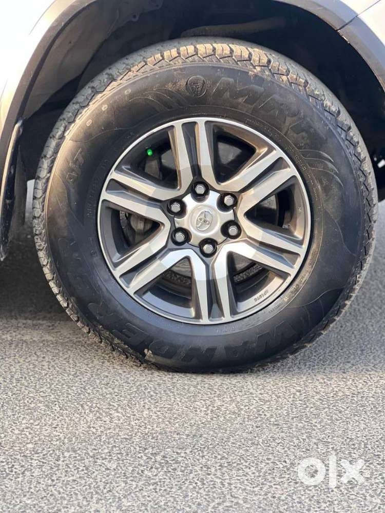 Toyota Fortuner 4x2 At 2.8 Diesel, 2021, Diesel