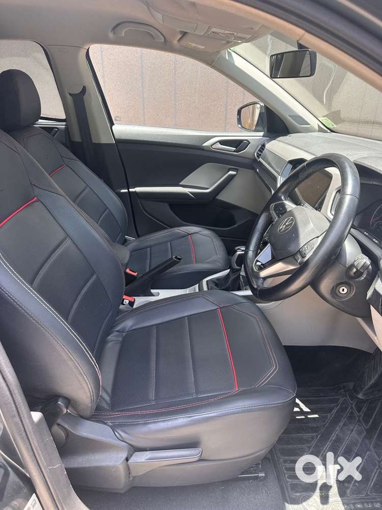Volkswagen Taigun 1.0 Tsi Highline At, 2022, Petrol