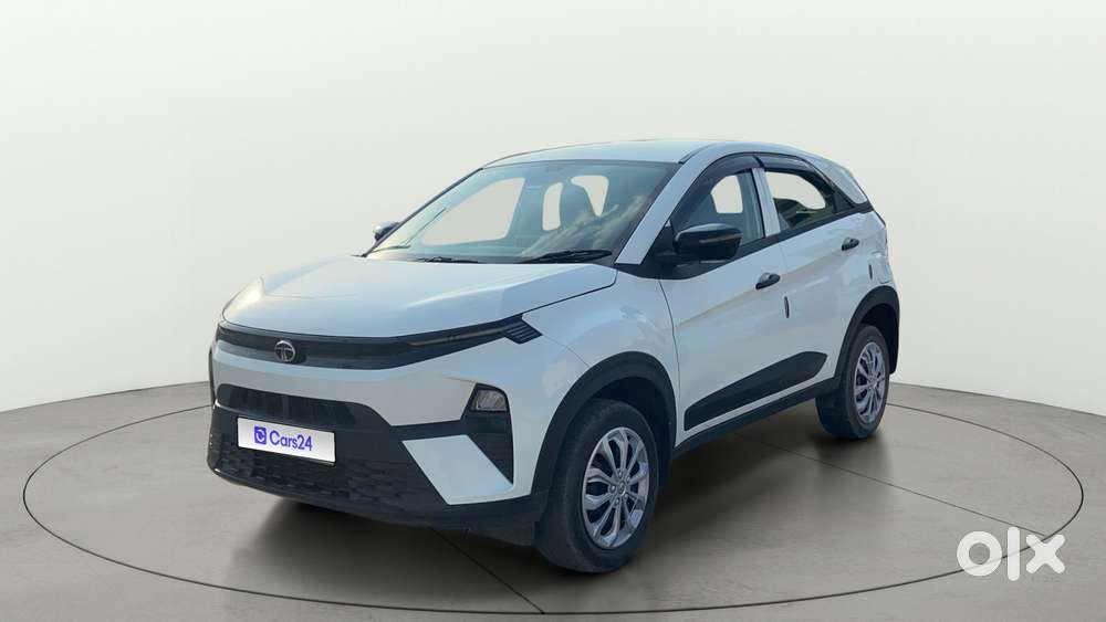 Tata Nexon Smart Plus S 1.2 Revotron Petrol 5 Mt, 2024, Petrol