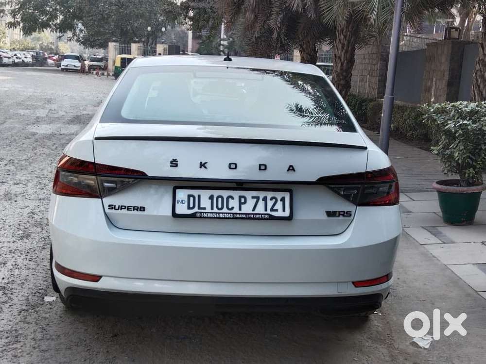 Skoda Superb [2020-ongoing] 1.8 Sportline, 2021, Petrol