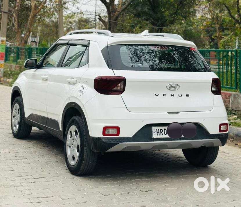 Hyundai Venue 1.2 S Plus, 2021, Petrol