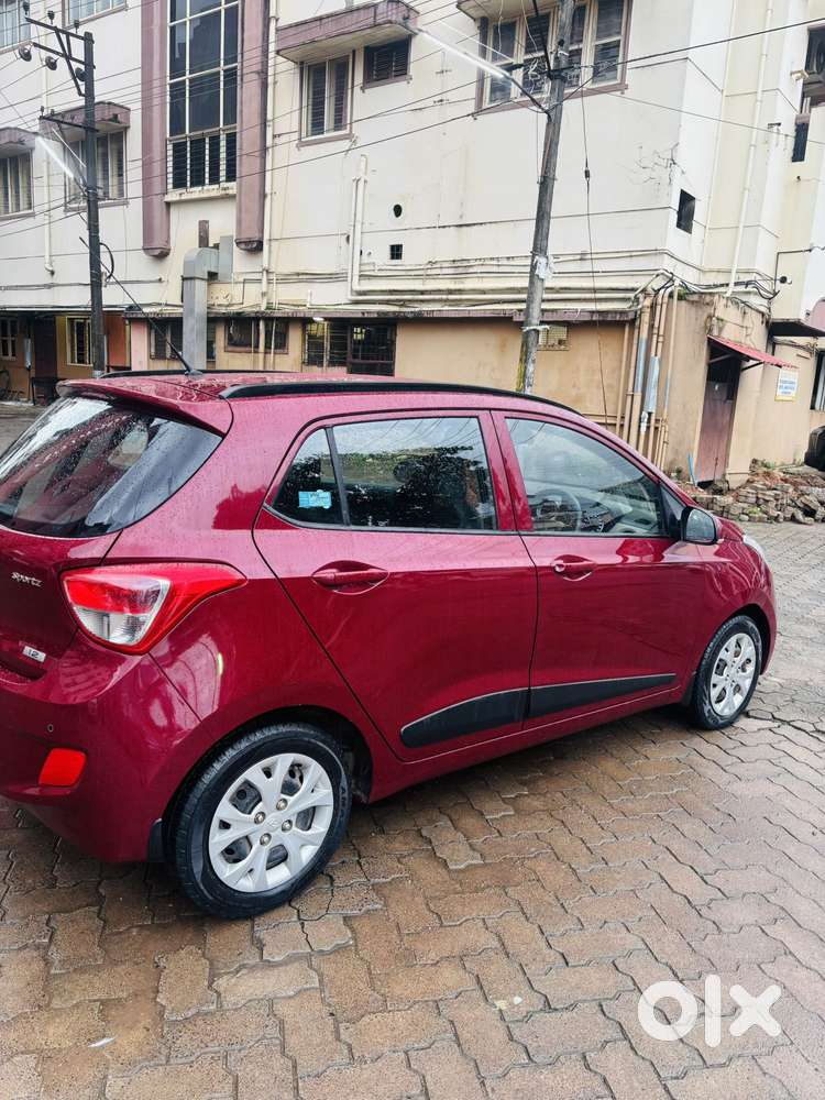 Hyundai Grand I10 Sportz 1.2 Kappa Vtvt, 2017, Petrol