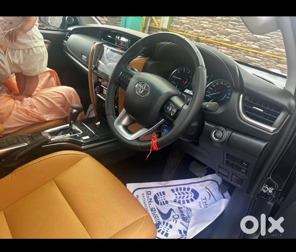 Toyota Fortuner 2024 Diesel 28000 Km Driven