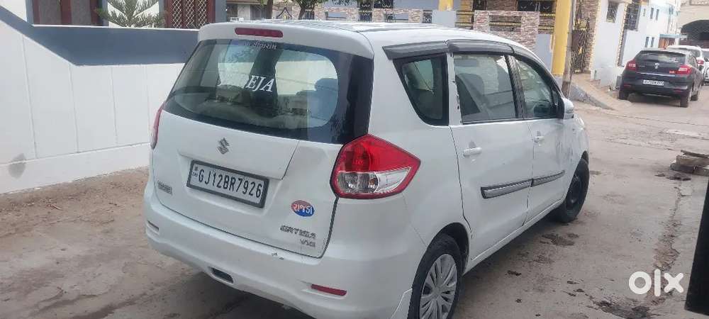 Maruti Suzuki Ertiga 2013 Petrol 122890 Km Driven