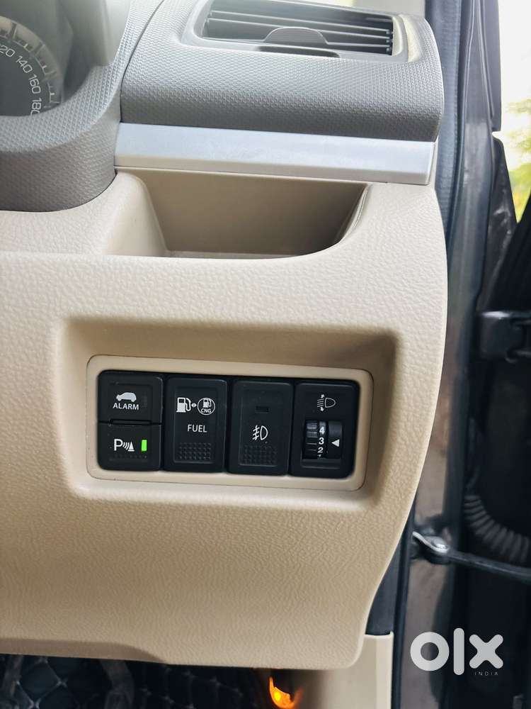 Maruti Suzuki Ertiga 1.4 Vxi Cng Limited Edition, 2018, Cng & Hybrid..