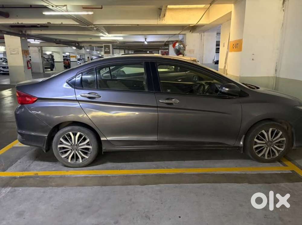 Excellent Condition Honda City 1.5 Vx Cvt (automatic) Vip Number