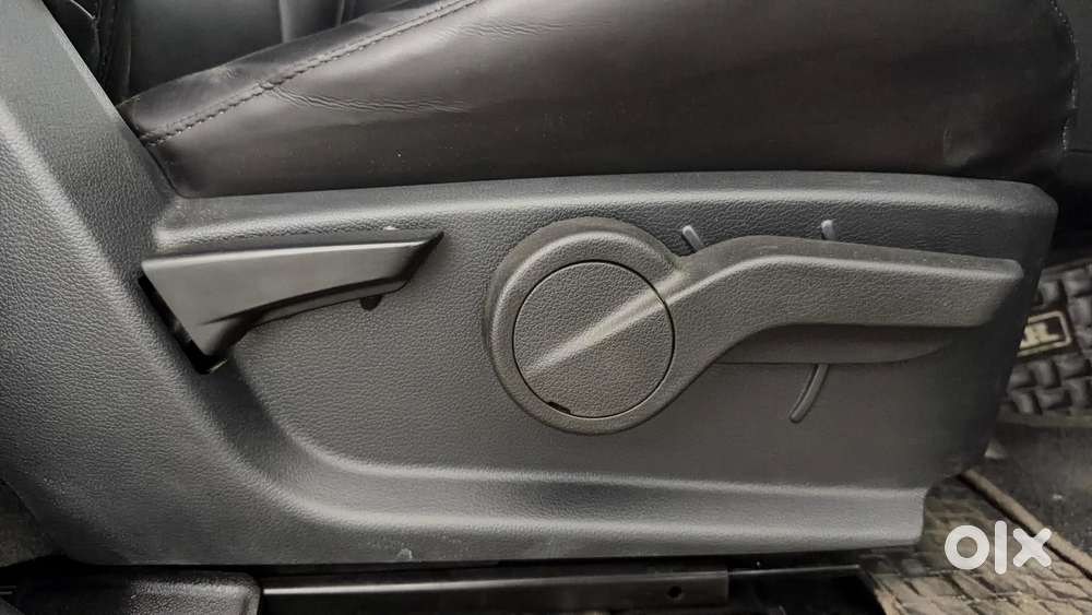 Mahindra Thar Lx P At 4wd 4s Ht, 2022, Petrol