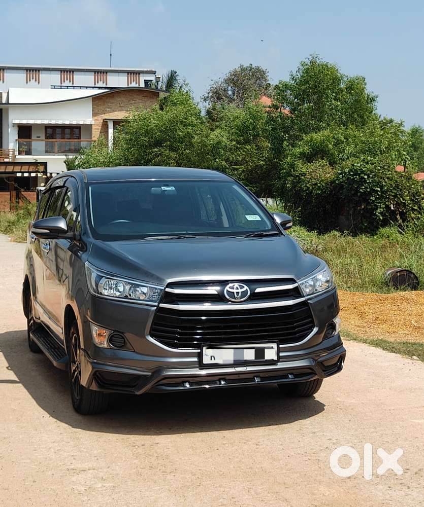 Toyota Innova Crysta 2.4 G Mt, 2016, Diesel
