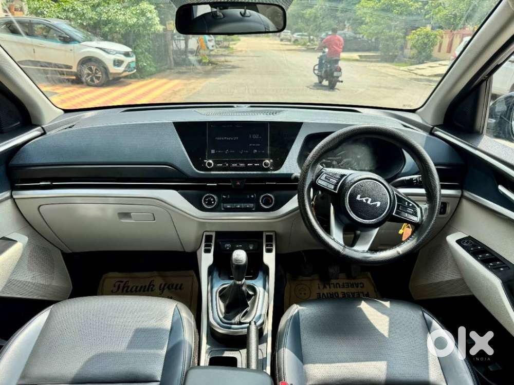 Kia Carens G 1.5 6mt Premium (o) 7-seater, 2025, Diesel