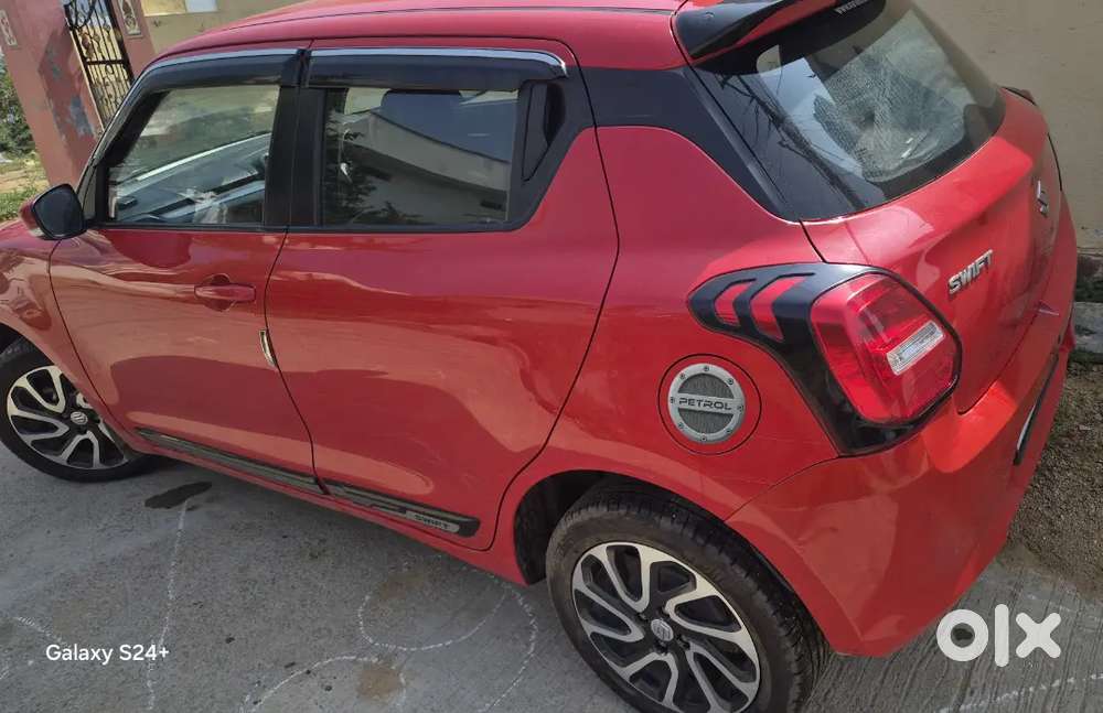 Maruti Suzuki Swift Vxi 2024