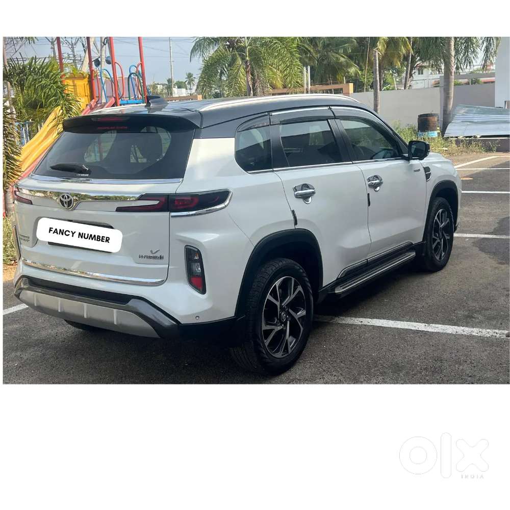 Toyota Hyryder