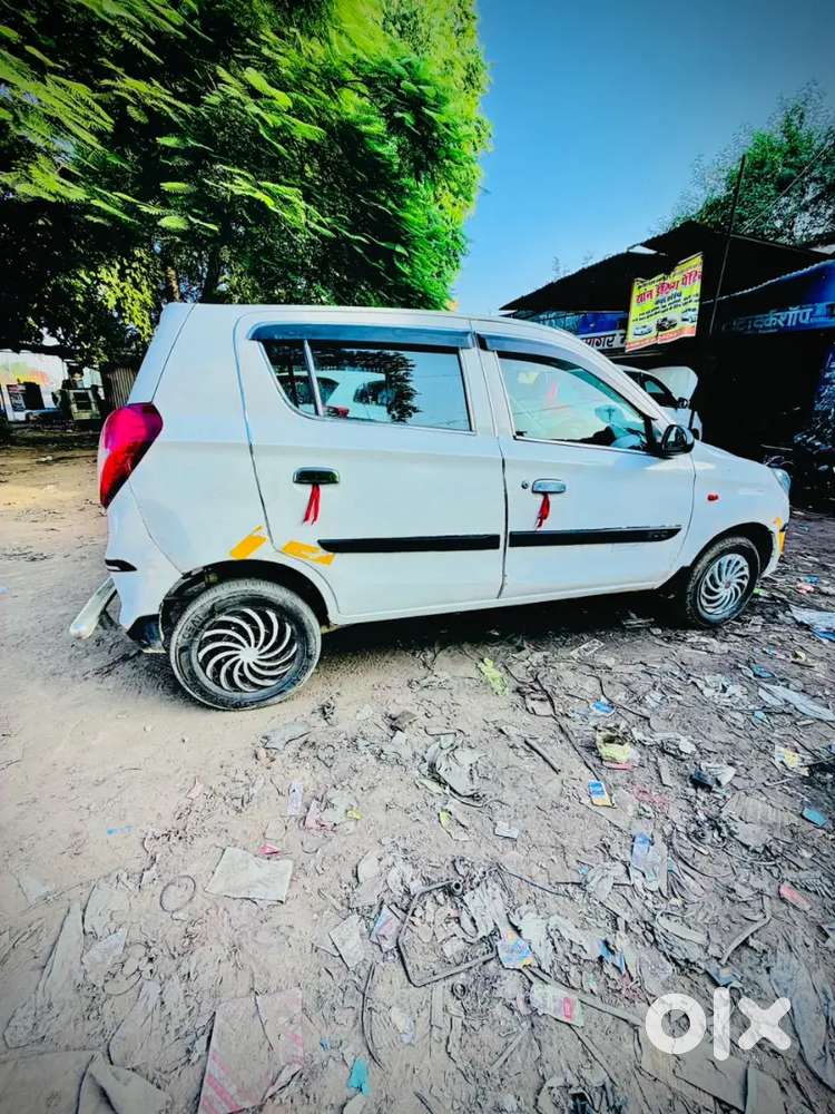 कंपनी फिटेड सीएनजी है गाड़ी में कोई भी कमी नहीं है