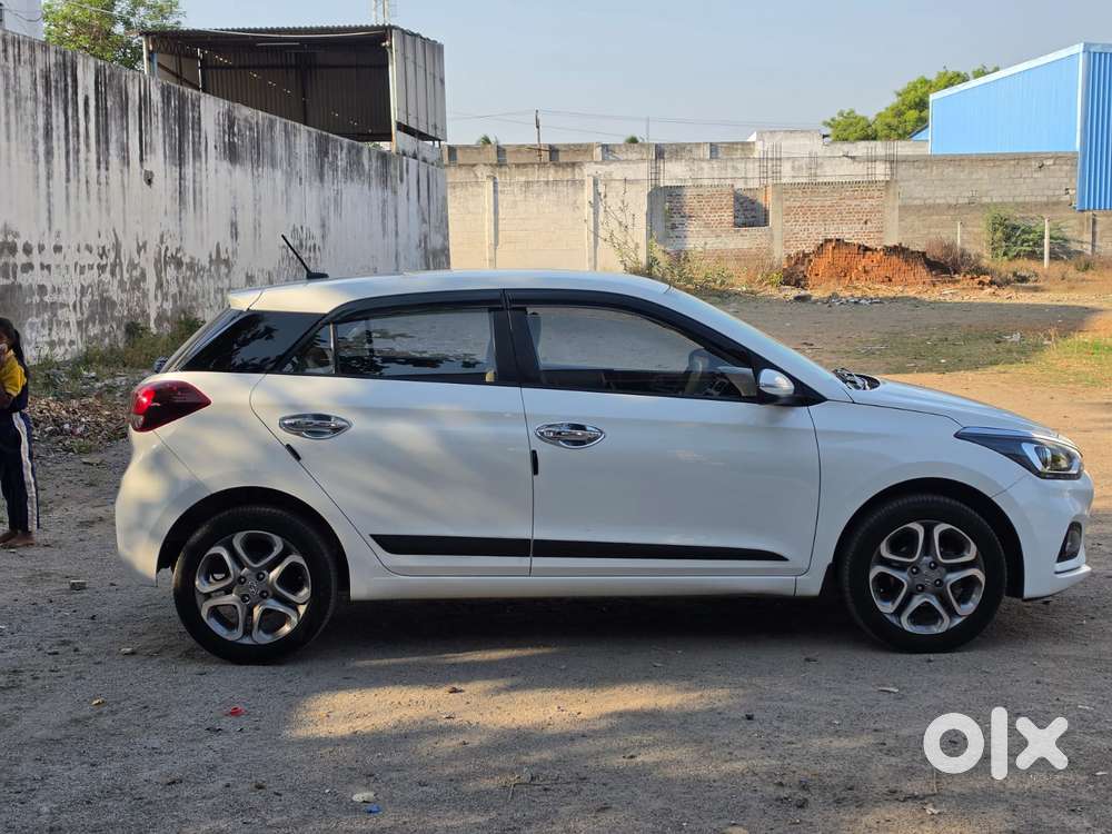 Hyundai I20 Petrol Asta Option, 2018, Petrol