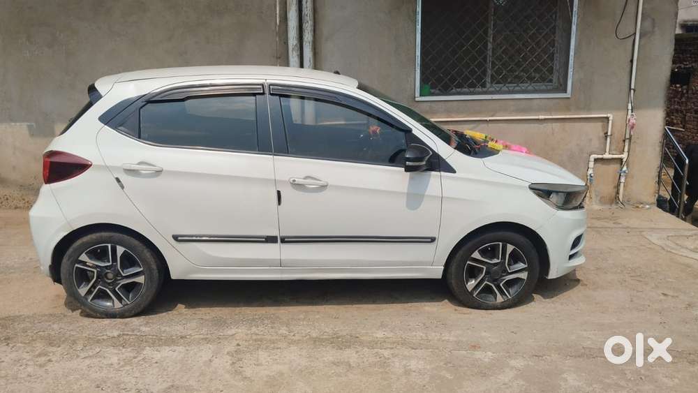 Tata Tiago Petrol 2021