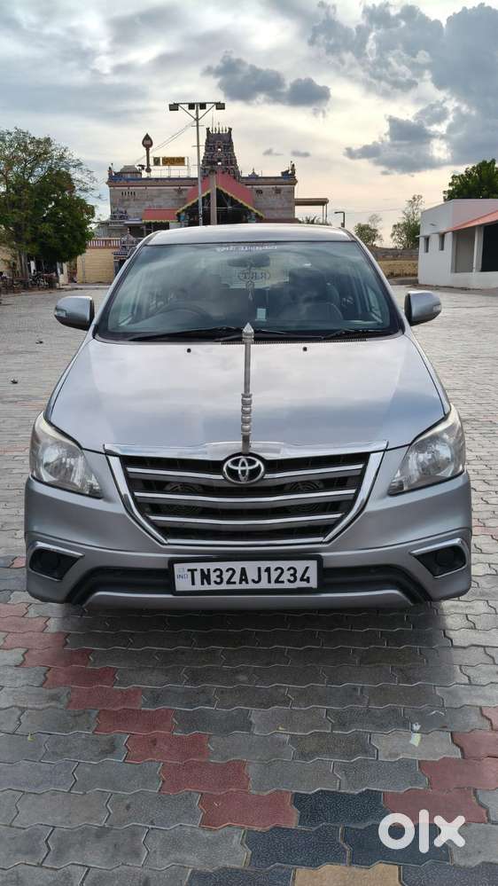 Toyota Innova 2.5 Z Diesel 7 Seater Bs Iv, 2015, Diesel