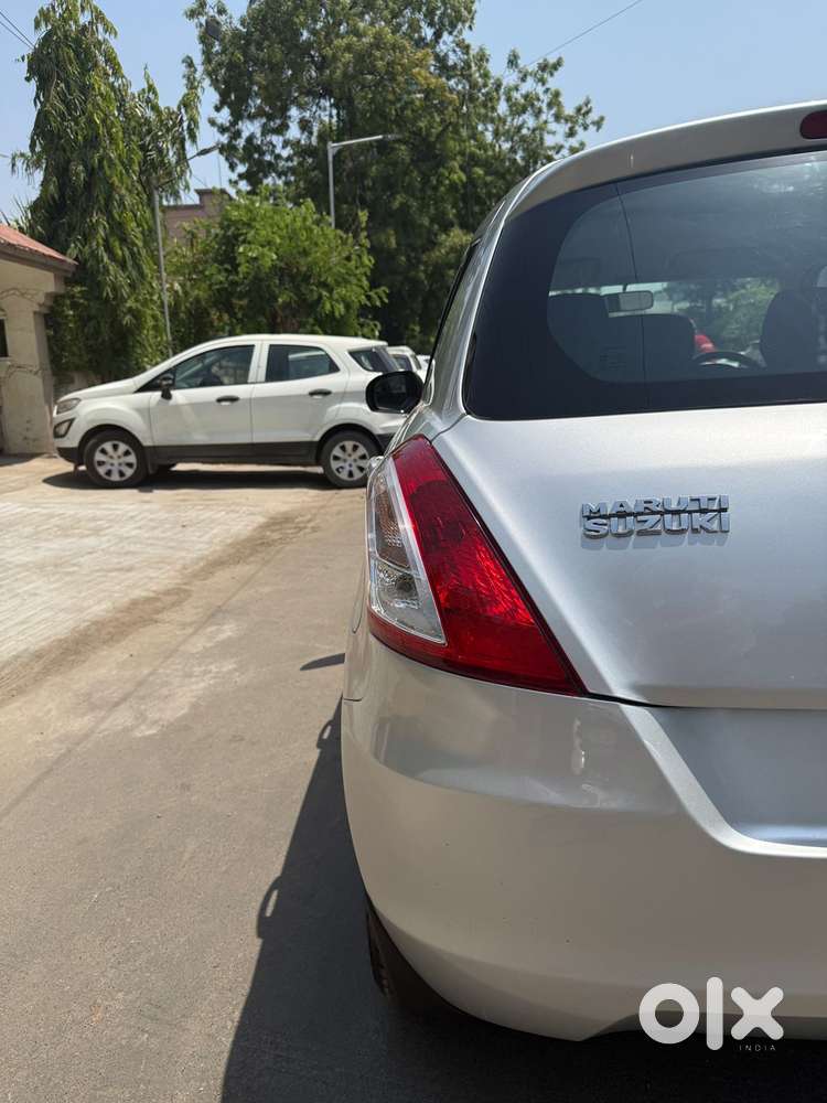 Maruti Suzuki Swift Lxi Optional-o, 2018, Cng & Hybrids