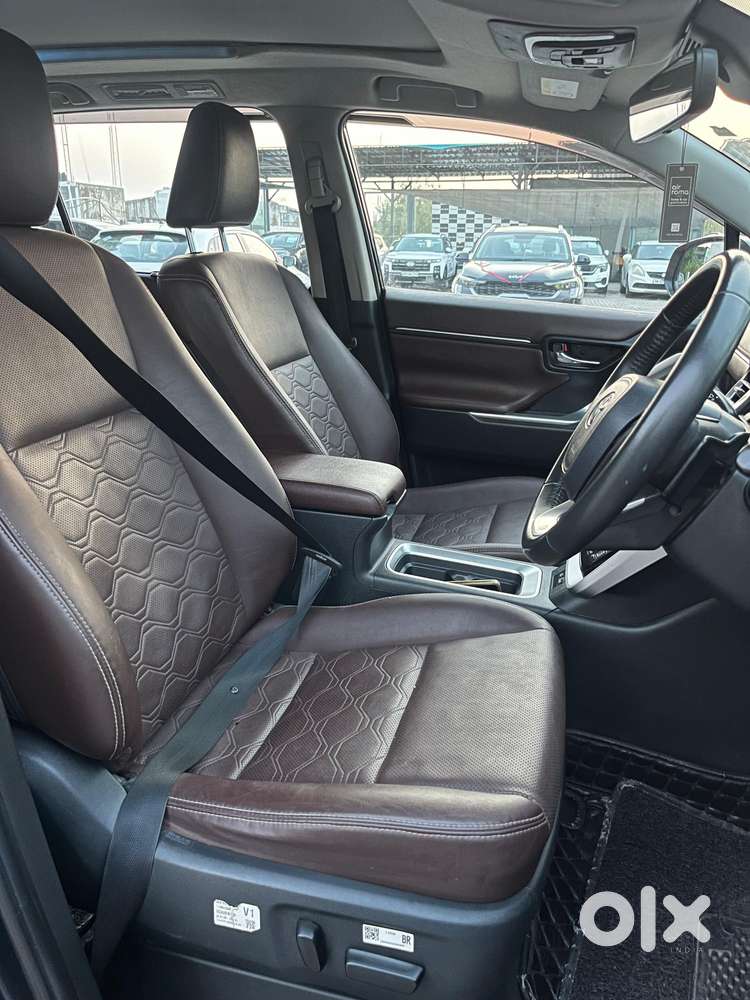 Toyota Innova Hycross 2.0 Zx (o) Hybrid 7 Str, 2024, Cng & Hybrids
