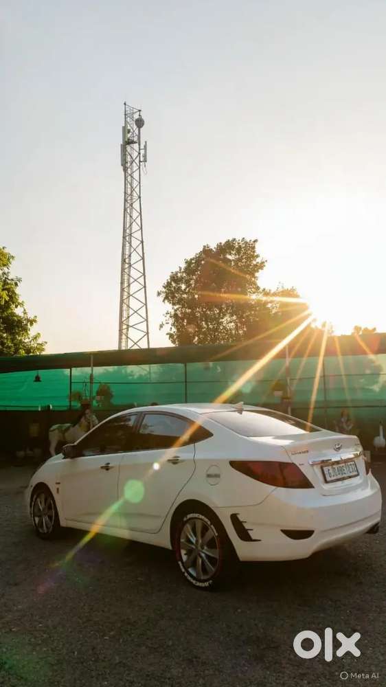Hyundai Verna Fluidic Sx