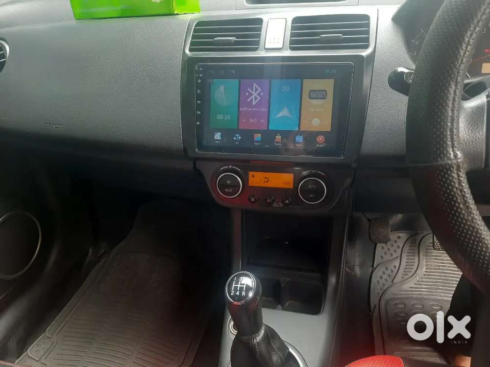 Maruti Suzuki Swift 2007 Petrol 76000 Km Driven