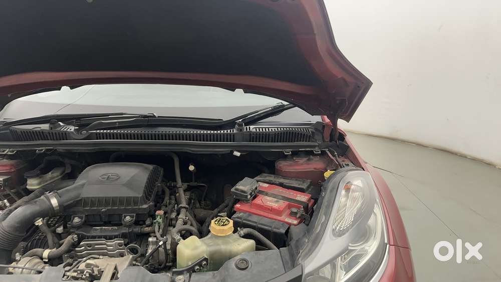 Tata Nexon 1.2 Revotron Xz Plus, 2017, Petrol
