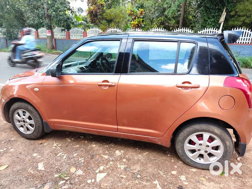 Maruti Suzuki Swift 2005 Petrol 75000 Km Driven