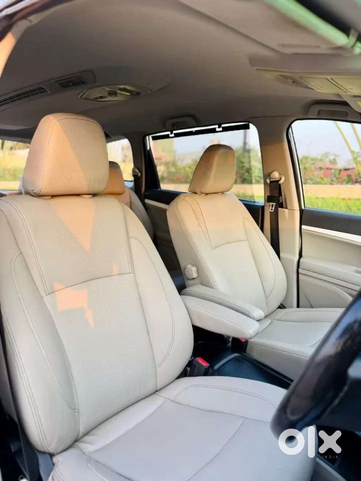 Mahindra Marazzo M8, 2018, Diesel