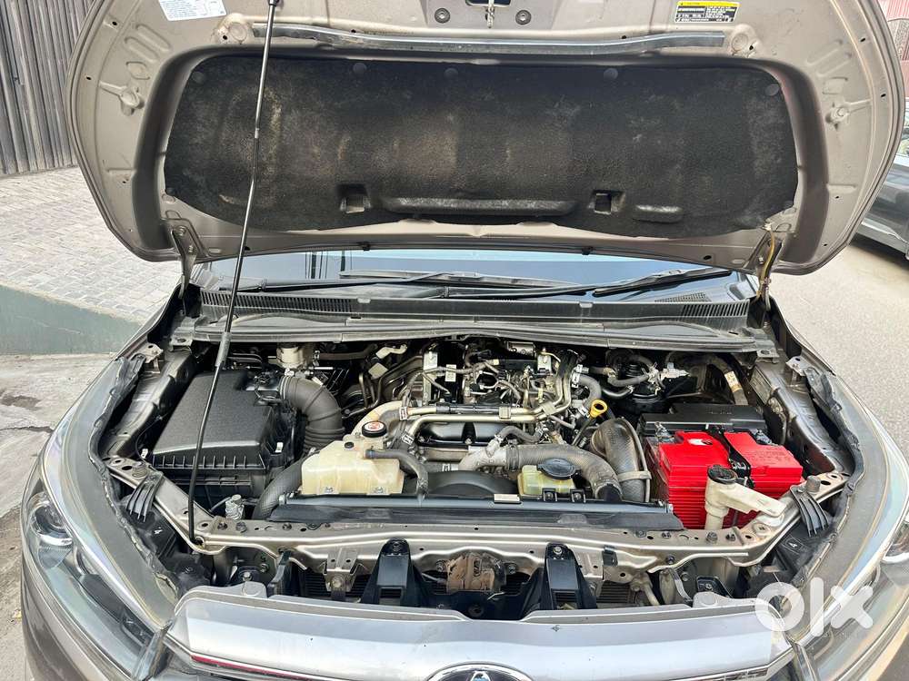 Toyota Innova Crysta 2.4 Vx Mt, 2019, Diesel