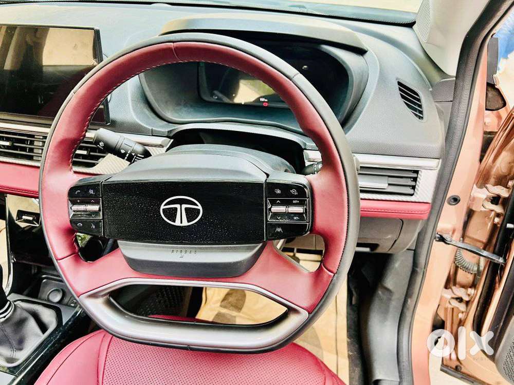 Tata Curvv Accom + A Dmt, 2024, Petrol