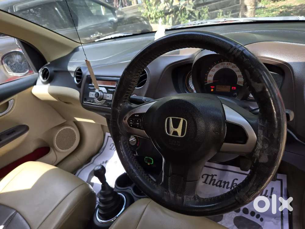 Honda Brio 2012 I-vtec Petrol  Well Maintained  1 Lakh Km Driven