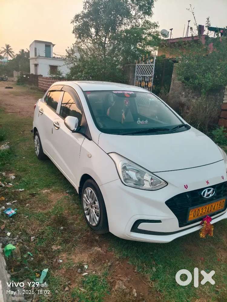 Hyundai Xcent Petrol Well Maintained