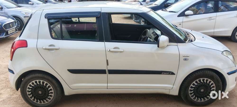 Maruti Suzuki Swift Ldi Bsiv, 2010, Diesel