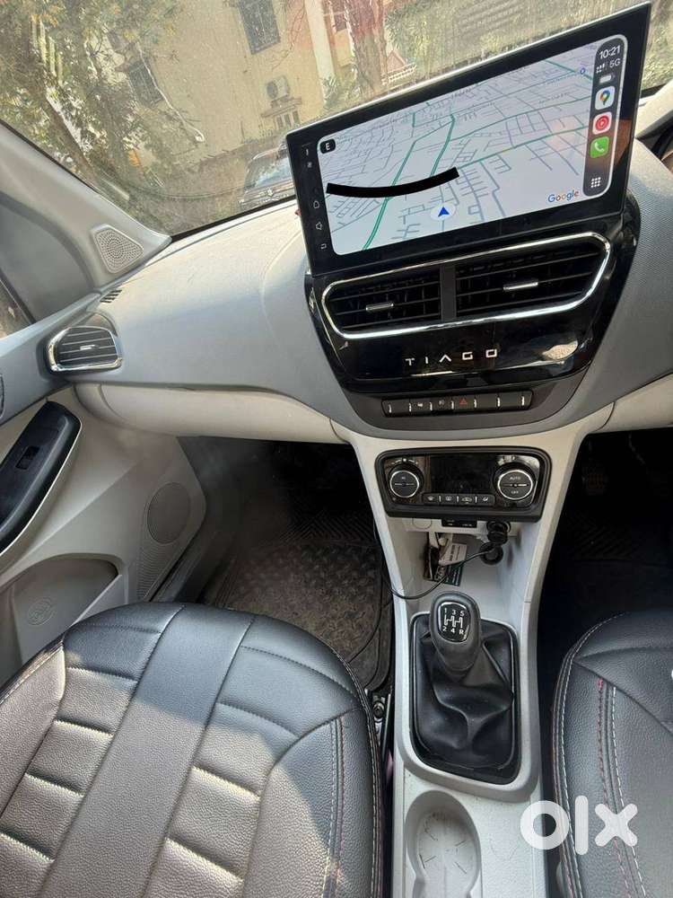 Tata Tiago 1.2 Petrol 2025
