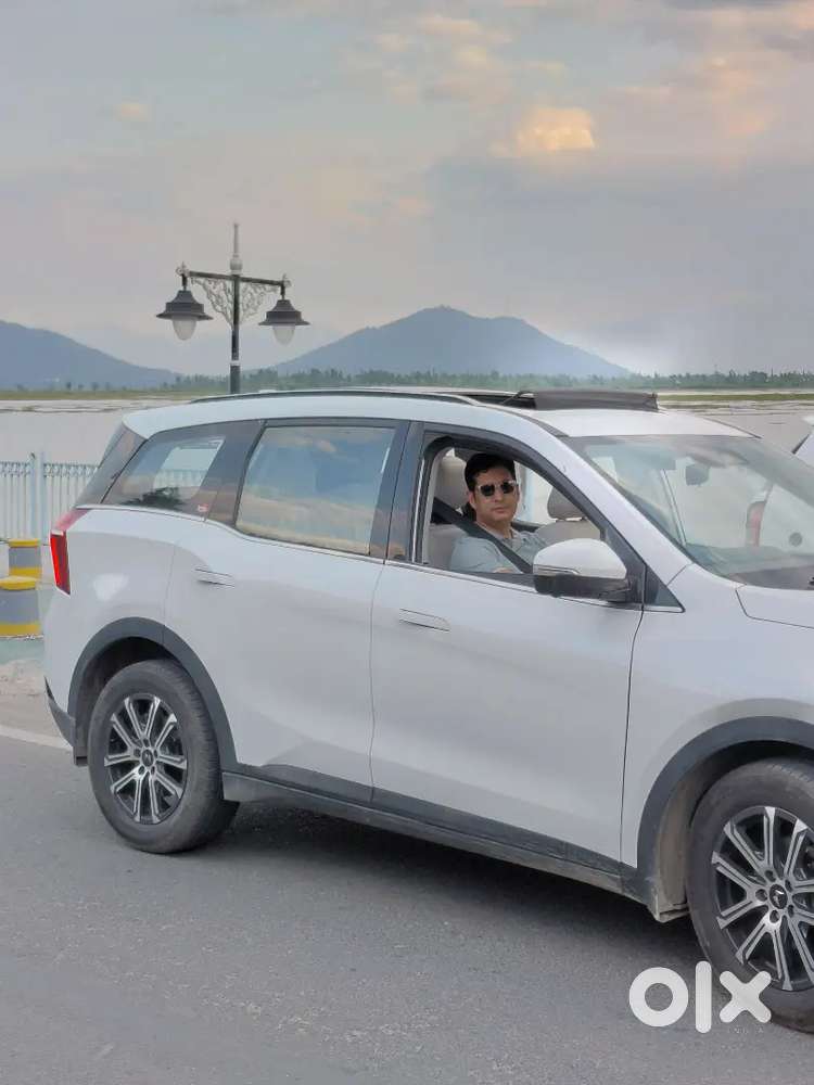 Mahindra Xuv700 2024 Diesel 15000 Km Driven