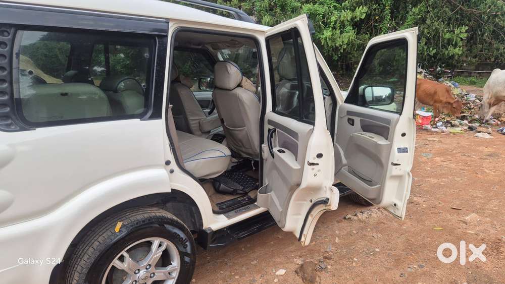Mahindra Scorpio S10 7 Seater, 2015, Diesel