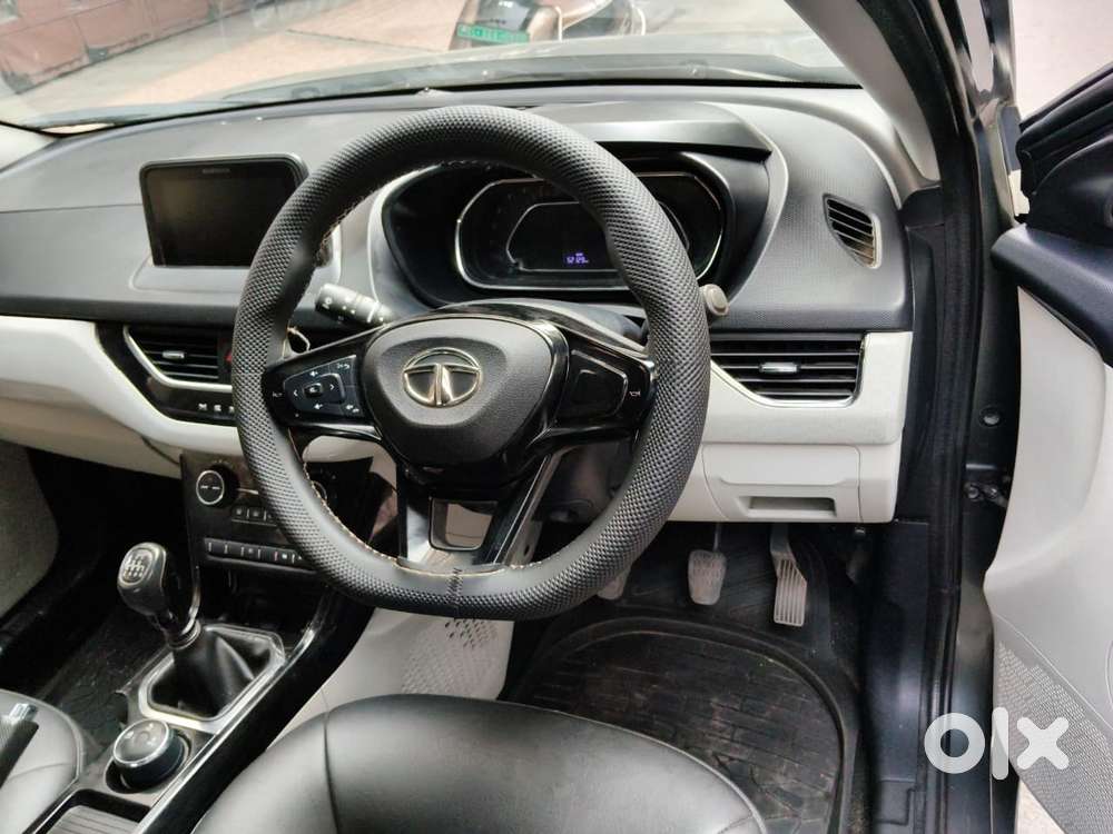 Tata Nexon 1.2 Revotron Xz, 2022, Petrol