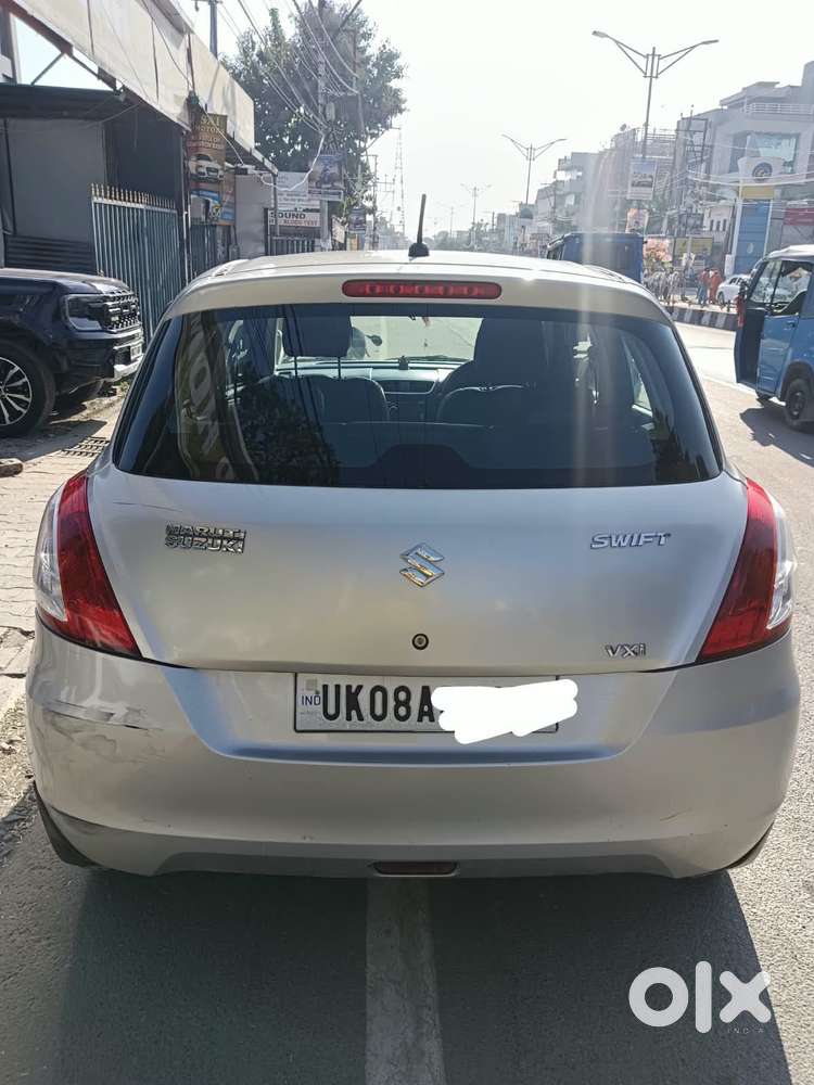 Maruti Suzuki Swift Vxi + Manual, 2013, Petrol