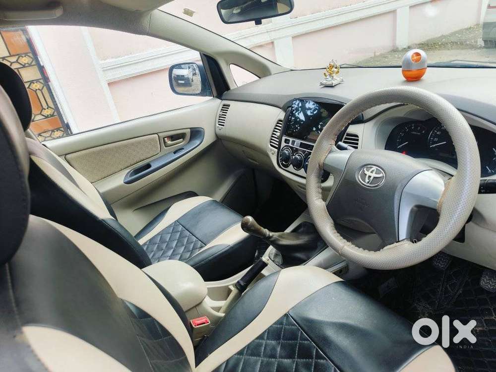Toyota Innova 2.5 G (diesel) 8 Seater, 2013, Diesel