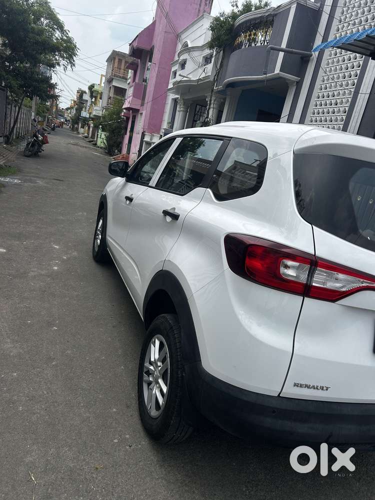 Renault Triber Rxl, 2024, Petrol