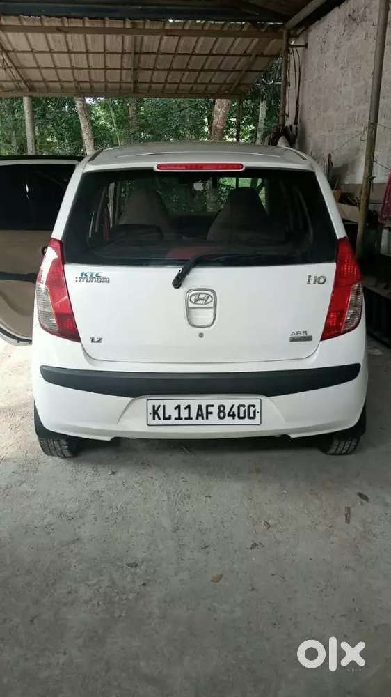 Hyundai I10 Sportz Petrol 2011