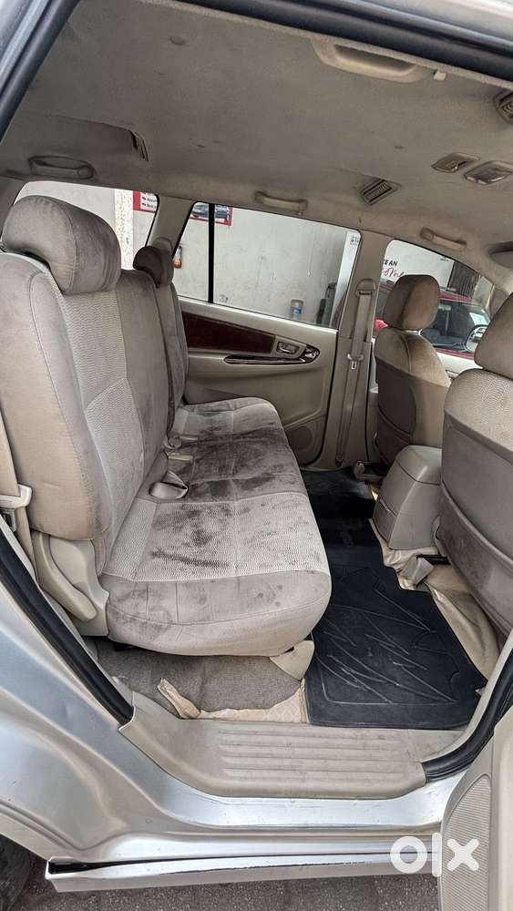 Toyota Innova 2.5 Ev Diesel Ps 8 Seater Bsiii, 2014, Diesel