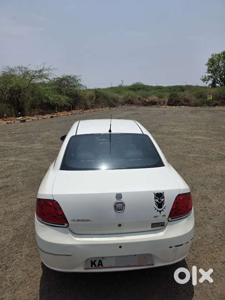 Fiat Linea Emotion 2011 Diesel Manual