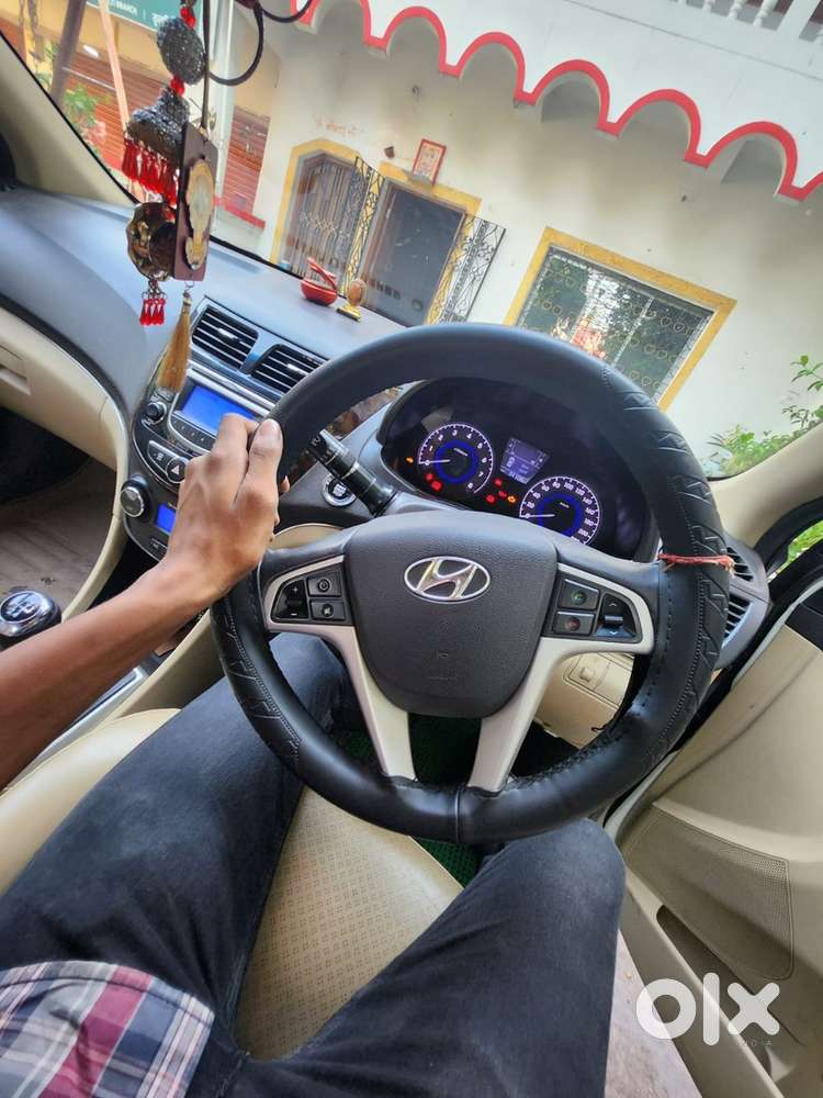 Hyundai Fluidic Verna 2014