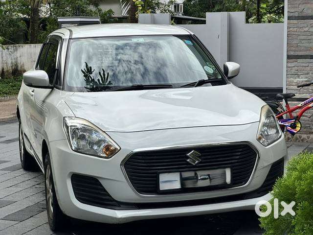 Maruti Suzuki Swift 2018 Petrol 89000 Km Driven